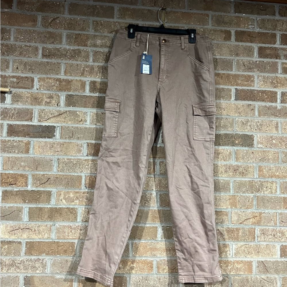Universal Thread Women’s Pants